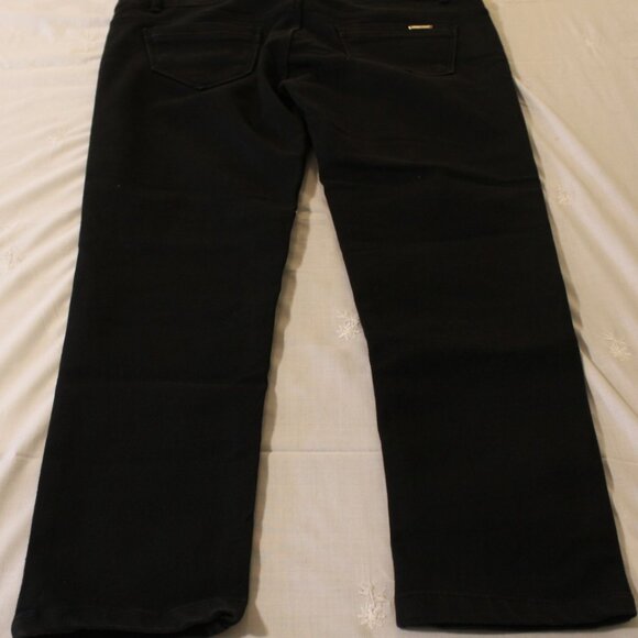 Jeans  -026 - Picture 2 of 4